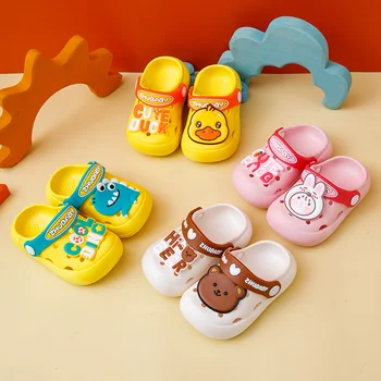 Летние детские тапочки, домашние нескользящие тапочки, детская обувь с мягкой подошвой для мальчиков и девочек, домашние тапочки с милым медведем и динозавром